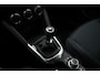 Mazda 2 1.5 Skyactiv-G Luxury met navigatie : dealer onderhouden