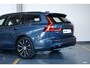 Volvo V60 2.0 T6 Plug-in hybrid AWD Plus Dark | Elektrische wegklapbare trekhaak | Adaptive Cruise Control | 360° Parkeercamera | Stoelverwarming | Stuurwielverwarming | Harman Kardon Premium Audio | Google infotainment | Longe Range