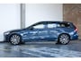 Volvo V60 2.0 T6 Plug-in hybrid AWD Plus Dark | Elektrische wegklapbare trekhaak | Adaptive Cruise Control | 360° Parkeercamera | Stoelverwarming | Stuurwielverwarming | Harman Kardon Premium Audio | Google infotainment | Longe Range