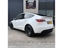 Tesla Model Y Performance + MMX PACK + TREKHAAK
