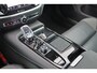 Volvo V60 T6 Recharge AWD Plus Dark - IntelliSafe Assist & Surround - 360º Camera - Harman/Kardon audio - Verwarmde voorstoelen, stuur & achterbank - Parkeersensoren voor & achter - Elektr. bedienb. voorstoelen met geheugen - Elektr. inklapbare trekhaak - 18' LMV