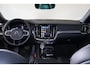 Volvo V60 T6 Recharge AWD Plus Dark - IntelliSafe Assist & Surround - 360º Camera - Harman/Kardon audio - Verwarmde voorstoelen, stuur & achterbank - Parkeersensoren voor & achter - Elektr. bedienb. voorstoelen met geheugen - Elektr. inklapbare trekhaak - 18' LMV