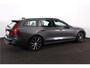 Volvo V60 T6 Recharge AWD Plus Dark - IntelliSafe Assist & Surround - 360º Camera - Harman/Kardon audio - Verwarmde voorstoelen, stuur & achterbank - Parkeersensoren voor & achter - Elektr. bedienb. voorstoelen met geheugen - Elektr. inklapbare trekhaak - 18' LMV