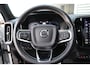 Volvo XC40 1.5 T5 RECHARGE 263PK R-DESIGN AUTOMAAT / NAVI / LEDER / CLIMA / FULL-LED / 19" LMV / PARELMOER / KEYLESS / HARMAN KARDON / PANO. DAK / ADAPT. CRUISE / 1E EIGENAAR / NIEUWSTAAT !!