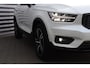 Volvo XC40 1.5 T5 RECHARGE 263PK R-DESIGN AUTOMAAT / NAVI / LEDER / CLIMA / FULL-LED / 19" LMV / PARELMOER / KEYLESS / HARMAN KARDON / PANO. DAK / ADAPT. CRUISE / 1E EIGENAAR / NIEUWSTAAT !!