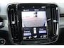 Volvo XC40 1.5 T5 RECHARGE 263PK R-DESIGN AUTOMAAT / NAVI / LEDER / CLIMA / FULL-LED / 19" LMV / PARELMOER / KEYLESS / HARMAN KARDON / PANO. DAK / ADAPT. CRUISE / 1E EIGENAAR / NIEUWSTAAT !!