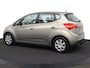 Kia Venga 1.6 CVVT Comfort Pack Automaat - Navigatie - Airco - Cruise Control - All Season banden - Trekhaak - - Virena zekerheidspakket t.w.v. €895,-
