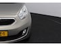 Kia Venga 1.6 CVVT Comfort Pack Automaat - Navigatie - Airco - Cruise Control - All Season banden - Trekhaak - - Virena zekerheidspakket t.w.v. €895,-