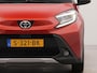 Toyota Aygo X 1.0 VVT-i S-CVT Envy Automaat | Apple Carplay | Navigatie | Achteruitrij camera | Cruise control | Airco |