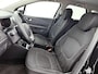 Renault Captur 0.9 TCe 90Pk Limited | Navigatie | Apple & Android Carplay | Climate Control | Cruise Control & Snelheidsbegrenzer | Stoelverwarming | Privacy Glass | DAB Radio |