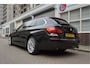 BMW 5-Serie Touring 535xi Luxury Edition Individual (AWD) Panorama | Adaptive + Lane + HUD | Trekhaak | Memory + 4x verwarming + ventilatie | Premium audio | Night vision | Dealer onderhouden |