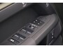 Land Rover Defender 110 P300e 110 X-Dynamic SE | HNP € 124.424,- | 6-Zits | Elec Trekhaak | Mat Groene wrap | Octa Style Velgen
