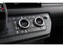 Land Rover Defender 110 P300e 110 X-Dynamic SE | HNP € 124.424,- | 6-Zits | Elec Trekhaak | Mat Groene wrap | Octa Style Velgen