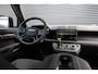 Land Rover Defender 110 P300e 110 X-Dynamic SE | HNP € 124.424,- | 6-Zits | Elec Trekhaak | Mat Groene wrap | Octa Style Velgen