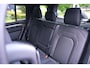 Land Rover Defender 110 P300e 110 X-Dynamic SE | HNP € 124.424,- | 6-Zits | Elec Trekhaak | Mat Groene wrap | Octa Style Velgen