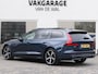 Volvo V60 2.0 T8 Plug-in hybrid AWD Ultimate Dark | Long Range | Facelift | Bowers & Wilkens | Stoelventilatie | Massage | Panoramadak | Nappa | Trekhaak | 19-inch | Head-up display | BLIS | ACC | Apple-/Android Carplay