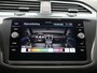 Volkswagen Tiguan 1.4 TSI eHybrid Elegance Automaat - Panoramisch schuif-kanteldak - Leer - 360 camera - Navigatie - Side Assit - LED Matrix