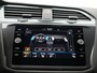 Volkswagen Tiguan 1.4 TSI eHybrid Elegance Automaat - Panoramisch schuif-kanteldak - Leer - 360 camera - Navigatie - Side Assit - LED Matrix