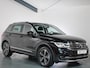 Volkswagen Tiguan 1.5 TSI Elegance Trekhaak, IQ Light, Apple Carplay/Android Auto, Stoel/Stuur verwarming,