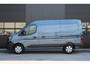 Renault Master T35 2.0 dCi 170pk L2H2 Extra - 2x Schuifdeur - Navigatie - Blind Spot - Camera - Stoelverwarming - Verwarmde voorruit - Rijklaar