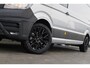 Volkswagen Crafter 30 2.0 TDI L3H3 140pk - Navigatie - DAB - Geveerde Stoel - Camera - Carplay - Rijklaar