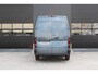 Renault Master T35 2.0 dCi 170pk L2H2 Extra - Navigatie - Blind Spot - Camera - Stoelverwarming - Verwarmde voorruit - Rijklaar