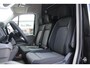 Volkswagen Crafter 35 2.0 TDI L3H3 177pk - Facelift - Navigatie - LED - Geveerde stoel - Virtual cockpit - Camera - Trekhaak - Stoelverwarming - Rijklaar