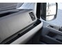 Volkswagen Crafter 35 2.0 TDI L3H3 177pk - Facelift - Navigatie - LED - Geveerde stoel - Virtual cockpit - Camera - Trekhaak - Stoelverwarming - Rijklaar