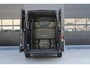 Volkswagen Crafter 35 2.0 TDI L3H3 177pk - Facelift - Navigatie - LED - Geveerde stoel - Virtual cockpit - Camera - Trekhaak - Stoelverwarming - Rijklaar