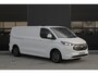 Ford E-Transit Custom 340 L2H1 Limited 65 kWh 218pk - LED - 360 Camera - B&O - ACC - Navi - Stoel/Stuurverwarming - Rijklaar