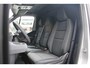Renault Master T35 2.0 dCi 170pk L2H2 Extra - Navigatie - Camera - 270 gr deuren - Parkeersensoren - Draadloos laden - Rijklaar