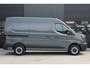 Renault Master T35 2.0 dCi 170pk L2H2 Extra - Navigatie - Camera - 270 gr deuren - Parkeersensoren - Draadloos laden - Rijklaar