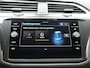 Volkswagen Tiguan 1.4 eHybrid Life Automaat - Navigatie - Camera - LED - Park Assist - ACC