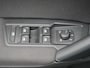 Volkswagen Tiguan 1.4 eHybrid Life Automaat - Navigatie - Camera - LED - Park Assist - ACC