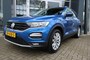 Volkswagen T-Roc 1.0 TSI, Trekhaak, All Season Banden, Apple Carplay/ Android Auto, Navi, etc.