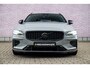 Volvo V60 2.0 T6 Plug-in hybrid AWD Plus Dark | Trekhaak | 19" | Black Pack | Sportstoelen | Getint glas | Adapt. Cruise | Electr. Bed. Stoelen