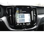 Volvo XC60 2.0 B5 Momentum Pro | NL-Auto | 22'' | Trekhaak | Carplay