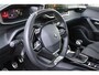 Peugeot 2008 1.2 130PK GT | NAVIGATIE 10" TOUCHSCREEN | APPLE CARPLAY/ANDROID AUTO | ADAPTIVE CRUISE CONTROL | FULL LED KOPLAMPEN | ACHTERUITRIJ CAMERA | 3-D COCKPIT | KEYLESS ENTRY/START | STOEL VERWARMING | DODEHOEK BEWAKING | ALL SEASON BANDEN |