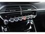 Peugeot 2008 1.2 130PK GT | NAVIGATIE 10" TOUCHSCREEN | APPLE CARPLAY/ANDROID AUTO | ADAPTIVE CRUISE CONTROL | FULL LED KOPLAMPEN | ACHTERUITRIJ CAMERA | 3-D COCKPIT | KEYLESS ENTRY/START | STOEL VERWARMING | DODEHOEK BEWAKING | ALL SEASON BANDEN |