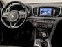Kia Sportage 1.6 GDI DynamicLine (APPLE CARPLAY, NAVIGATIE, LEDER, STUUR/STOELVERWARMING, GETINT GLAS, SPORTSTOELEN, CAMERA, CRUISE, NIEUWE APK, NIEUWSTAAT)