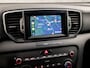 Kia Sportage 1.6 GDI DynamicLine (APPLE CARPLAY, NAVIGATIE, LEDER, STUUR/STOELVERWARMING, GETINT GLAS, SPORTSTOELEN, CAMERA, CRUISE, NIEUWE APK, NIEUWSTAAT)