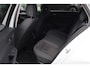 Volkswagen Golf 1.0 TSI Style NL auto Ergo stoelen privacy glas 17" LMV Ventura navigatie pdc voor en achter ACC elektrische bestuurdersstoel met geheugen