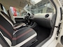 Volkswagen Up! 1.0 5DRS *!* HIGH UP *!* NAVI/ CRUISE/ LMV/ MF STUUR *!*