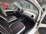 Volkswagen Up! 1.0 5DRS *!* HIGH UP *!* NAVI/ CRUISE/ LMV/ MF STUUR *!*