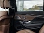 Mercedes-Benz S-klasse AMG 63 4Matic+ Lang Premium Plus / Panoramadak/ Burmester/ Entertainment achter/ DISTRONIC/ Smaragdgroen/ Bruin interieur