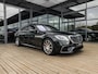 Mercedes-Benz S-klasse AMG 63 4Matic+ Lang Premium Plus / Panoramadak/ Burmester/ Entertainment achter/ DISTRONIC/ Smaragdgroen/ Bruin interieur
