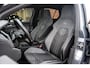 Volkswagen Golf 1.5 eTSI R-Line Pano / Camera / Keyless