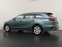Kia Ceed Sportswagon 1.5 T-GDi DynamicLine - Apple Carplay/Android Auto - Achteruitrijcamera - Parkeersensoren voor en achter - Adaptieve Cruise Control - Fabrieksgarantie t/m 2032