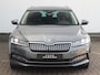 Skoda Superb 1.4 TSI iV Business Edition Plus | Wegklapbare trekhaak | Elektrisch verstelbare stoelen + memory | Geluidsisolerend glas | Stoelverwarming |