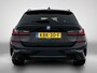 BMW 3-Serie Touring 330e M Sport Edition | PANORAMADAK | LEDER | PARKEERSENSOREN | APPLE CARPLAY | ANDROID AUTO | STOELVERWARMING | DIGITAL COCKPIT | MEMORY | CRUISE CONTROL | DAB RADIO | SFEERVERLICHTING | DRIVING MODES | ELEKTRISCHE ACHTERKLEP |